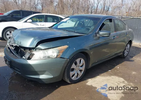 2010 Honda Accord 2.4 Ex-L from USA, damaged, VIN 1HGCP2F81AA004220